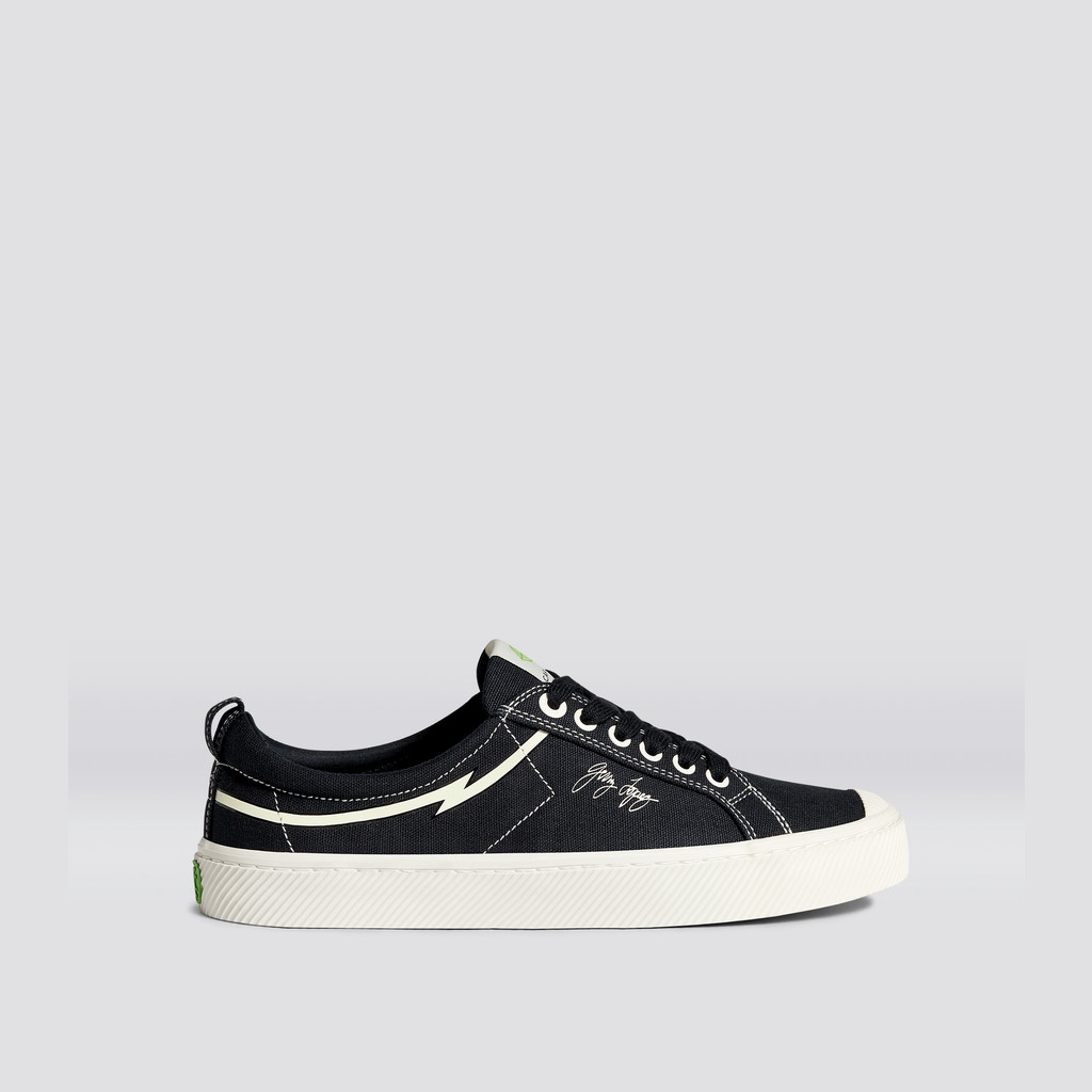 OCA LOW Cariuma Low Top Płócienne Wegański Męskie Czarne | 621ZADGSM