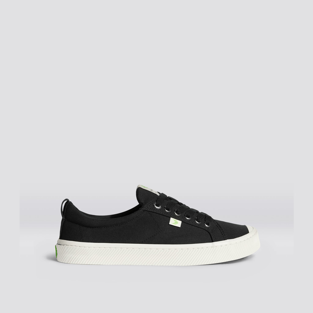 OCA LOW Cariuma Low Top Płócienne Wegański Męskie Czarne | 380BLCVXW